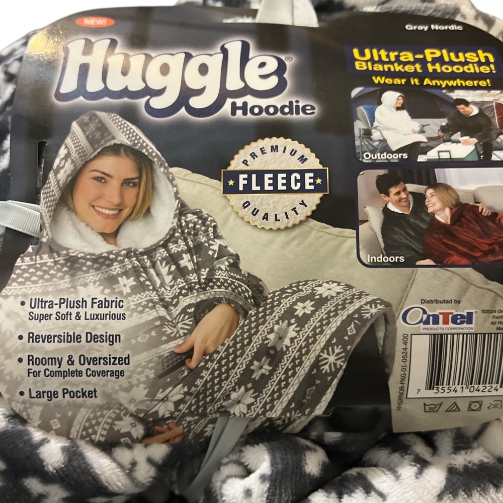 NWT On tell Huggle Ultra Plush Hooded Blanket Robe- GrayNordic One Size